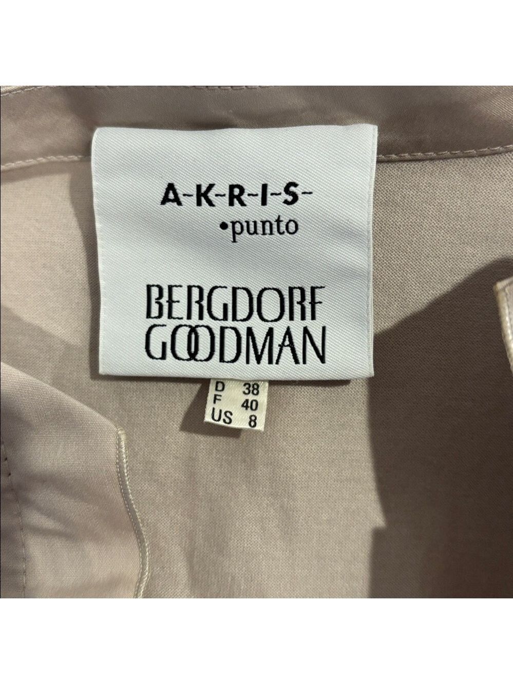 NWOT 2PC AKRIS PUNTO BERGDORF GOODMAN TAN RUFFLE V-NECK & CREAM KNIT SCOOP TOPS - Picture 8 of 9